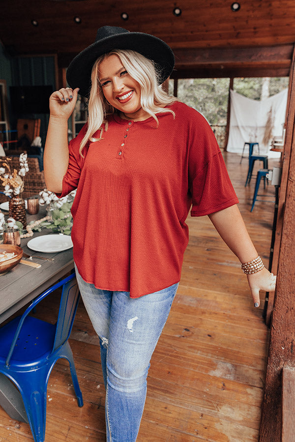 Denver Destination Shift Top In Crimson   Curves Image - 1