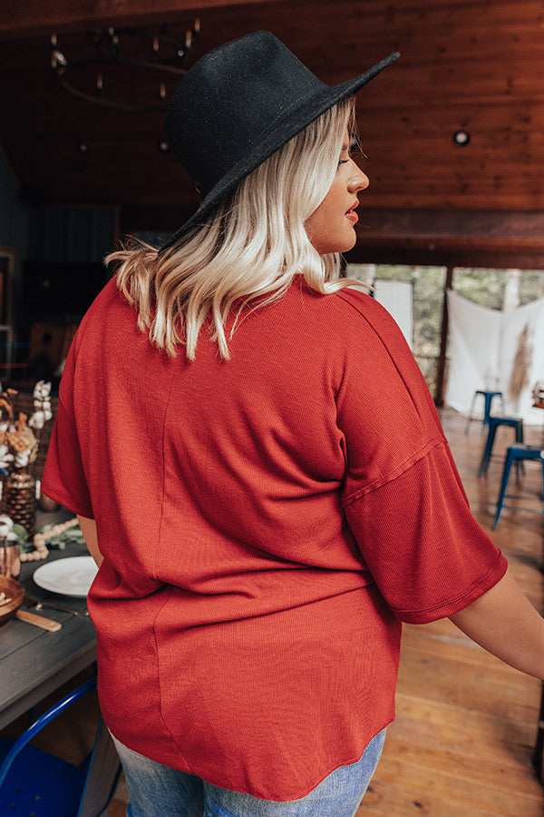 Denver Destination Shift Top In Crimson   Curves Image - 5