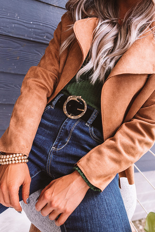 On Brand Velvet Belt In Black Image - 1