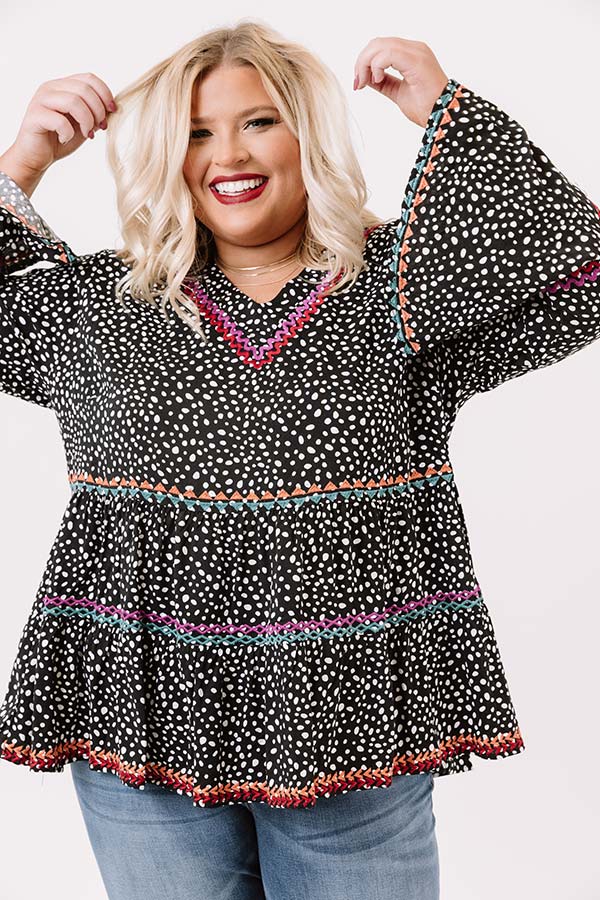 Rare Find Embroidered Shift Top  Curves Image - 3