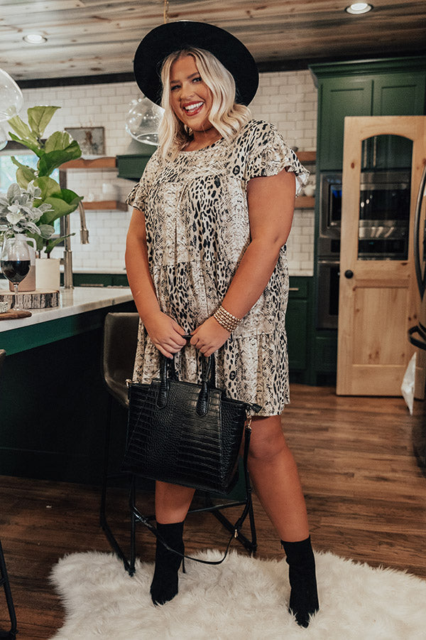 Here And Now Shift Dress Curves Image - 3