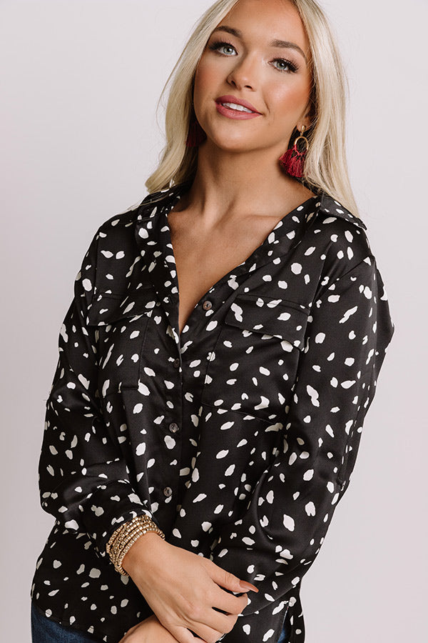 Down The Road Shift Top In Black Image - 4