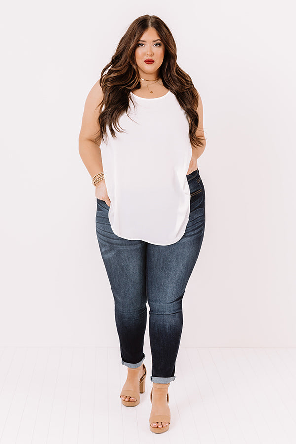 Everyday Escape Shift Top In White   Curves Image - 2