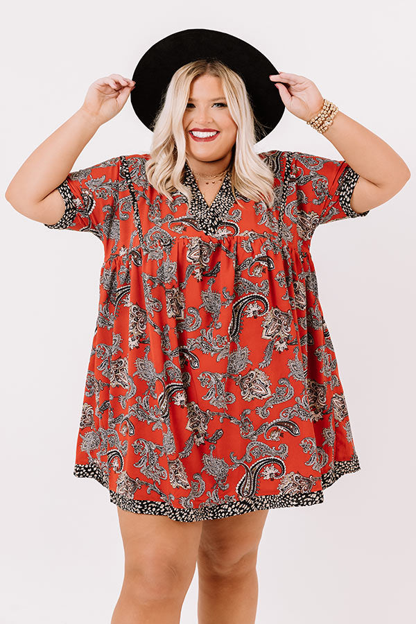 Serene Stay Paisley Babydoll Dress In Scarlet Curves