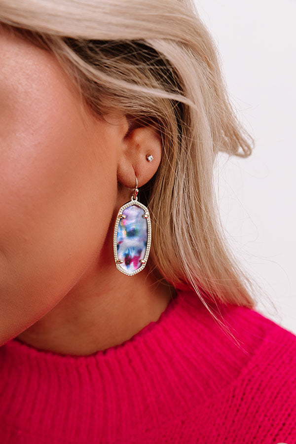 Kendra Scott Elle Gold Drop Earrings in Teal Tie Dye Illusion Image - 5