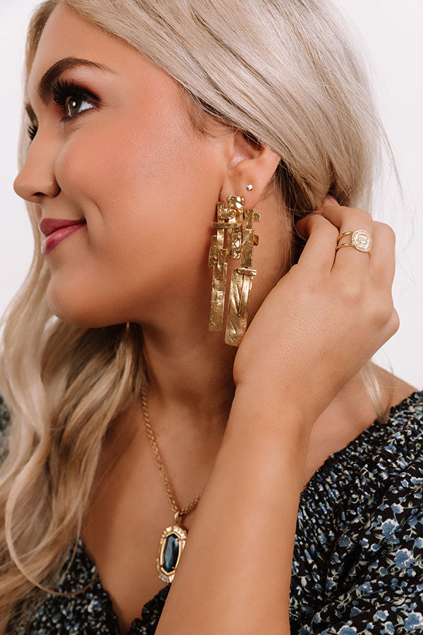 Kendra Scott Holland Statement Earrings in Vintage Gold Image - 4