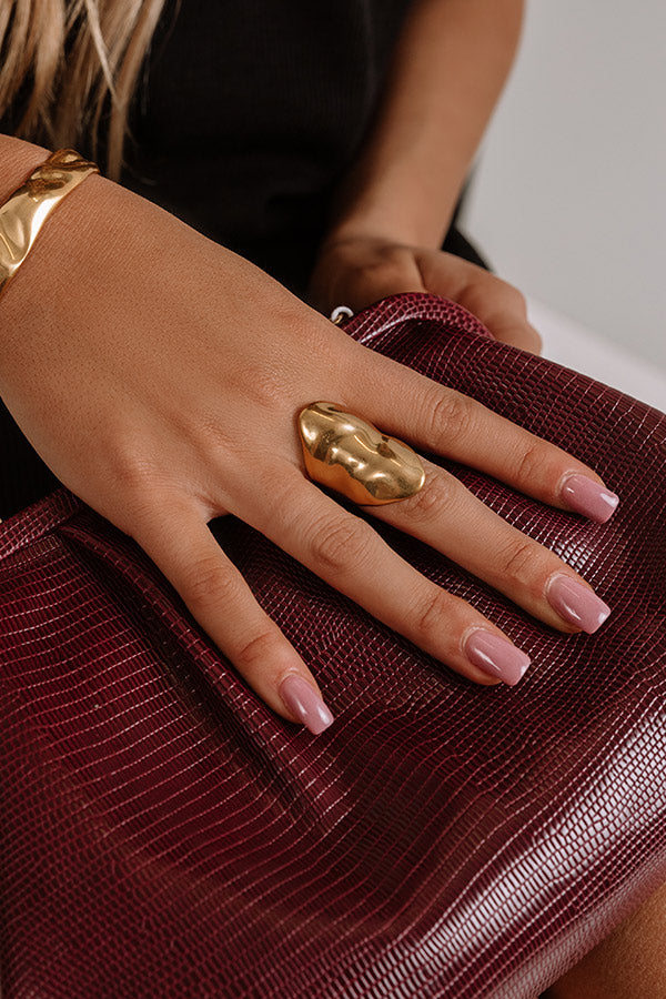 Kendra Scott Holland Cocktail Ring in Vintage Gold Image - 3