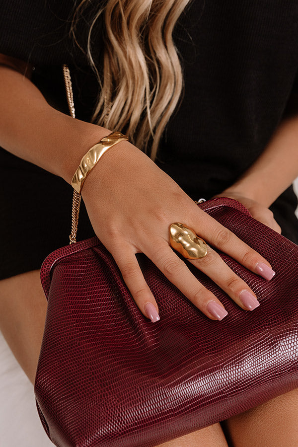 Kendra Scott Holland Cocktail Ring in Vintage Gold Image - 4