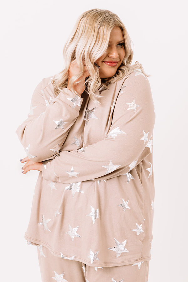 Stargazing And Smooches Top    Curves Image - 2