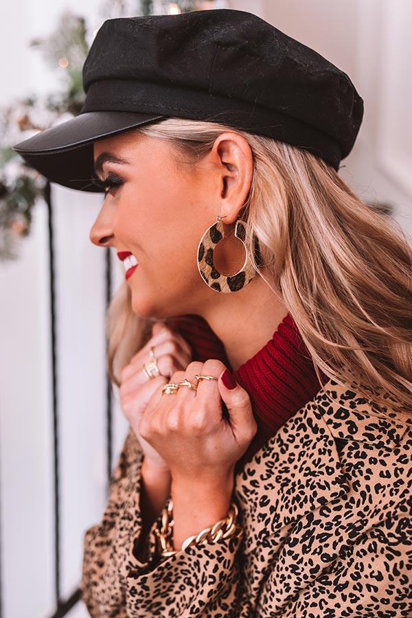 Lovely Leopard Hoop Earrings in Gold Image - 2