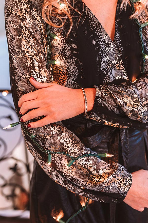 Kendra Scott Jack Vintage Gold Cuff Bracelet in Charcoal Gray Crystal Image - 1