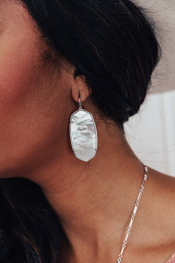 Kendra Scott Faceted Danielle Gold Statement Earrings in Gray Illusion Image - 2