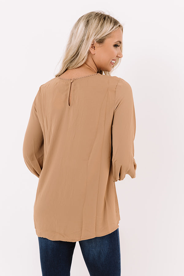 Manhattan Socialite Pleated Top in Mocha Image - 5