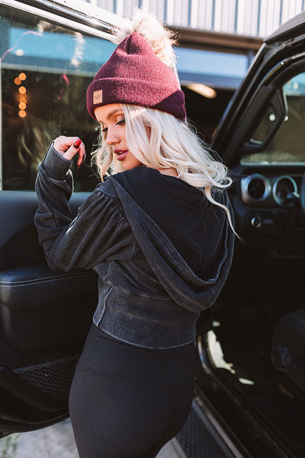 Morning Run Lightweight Crop Jacket in Vintage Black Image - 1