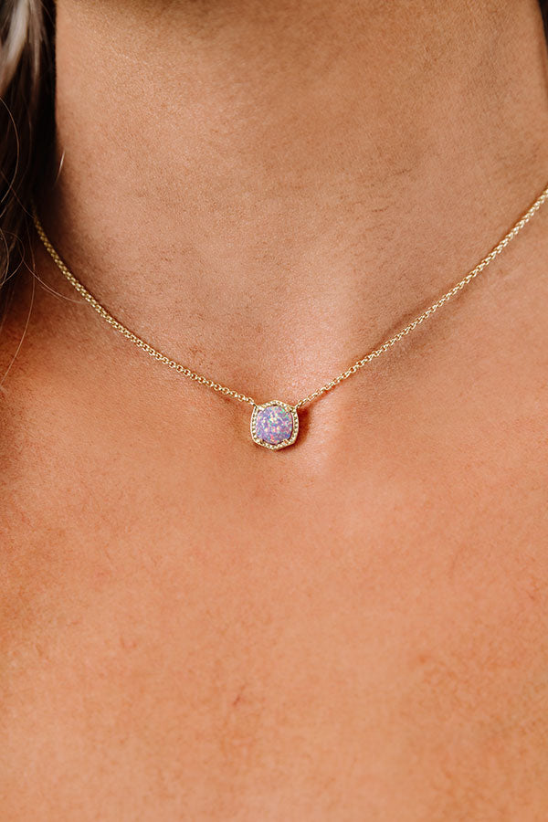 Kendra Scott Davie Gold Pendant Necklace in Lavender Kyocera Opal Image - 2