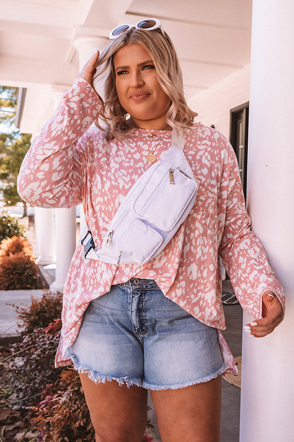 Cute Mood Shift Top In Pink Curves Image - 1