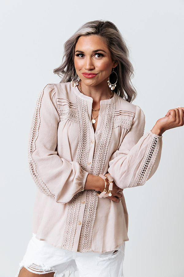 Keep It Cordial Button Up Top In Iced Latte Image - 3