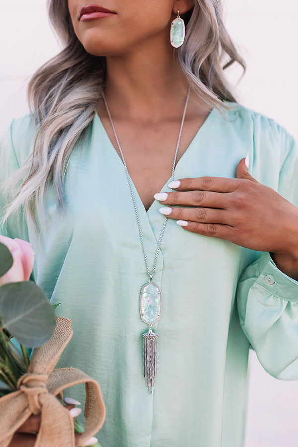 Kendra Scott Rayne Silver Large Long Pendant Necklace in Iridescent Mint Illusion Image - 1