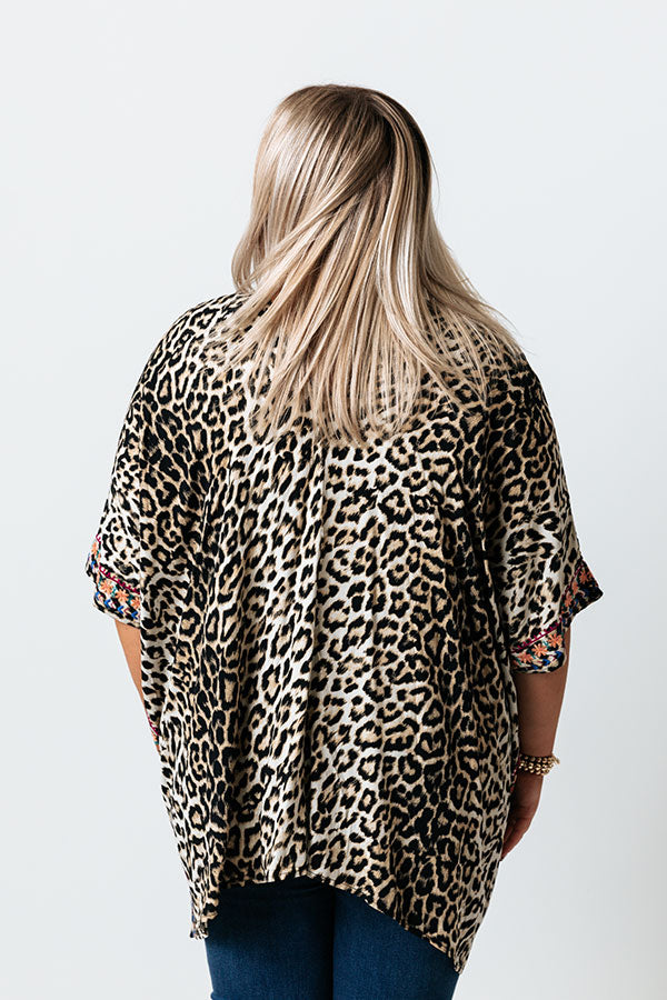 Luau Lane Embroidered Tunic Curves Image - 5