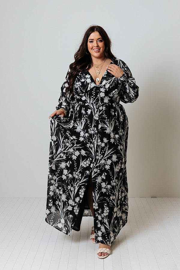 Luau Luxury Maxi Curves Image - 2