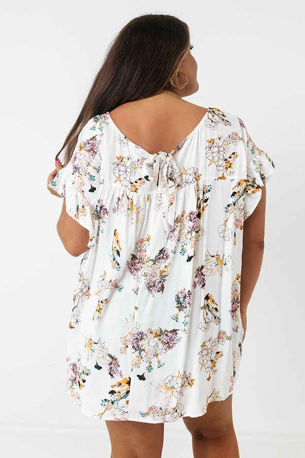 Floral Zone Shift Top in White Curves Image - 5