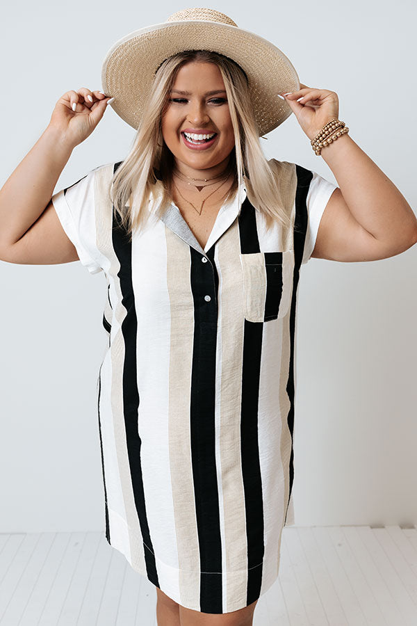 Time For A Vacation Shift Dress in Black Curves Image - 3