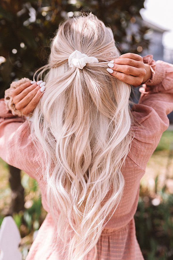 Assorted Textures Scrunchies Set Image - 3