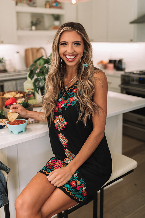 Sophisticated Chic Embroidered Dress Image - 3