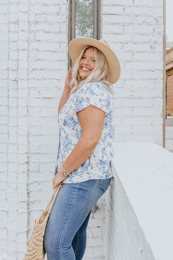 Coastal Calling Floral Top  Curves Image - 5