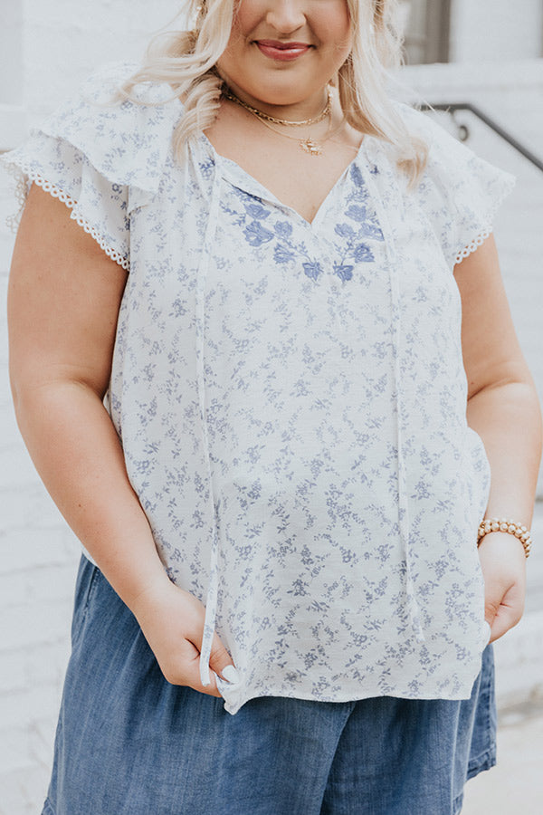 Near To Me Shift Top In White Curves Image - 4