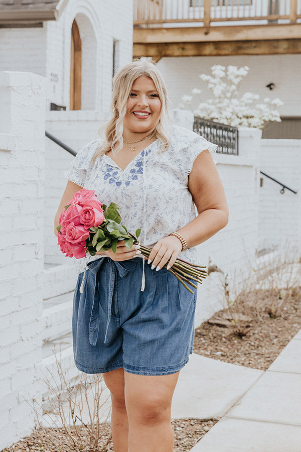 Near To Me Shift Top In White Curves Image - 1