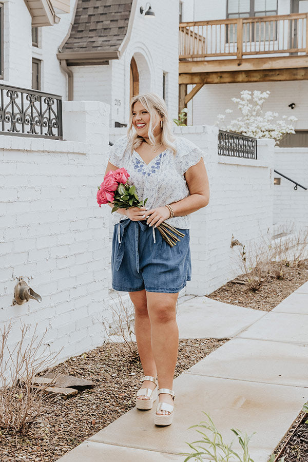 Near To Me Shift Top In White Curves Image - 2