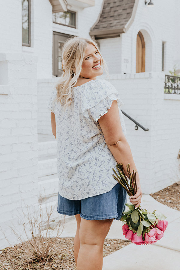 Near To Me Shift Top In White Curves Image - 5