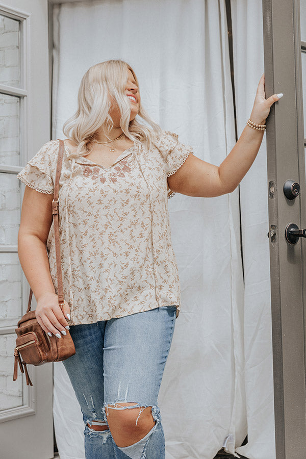 Near To Me Shift Top In Brown Curves Image - 3