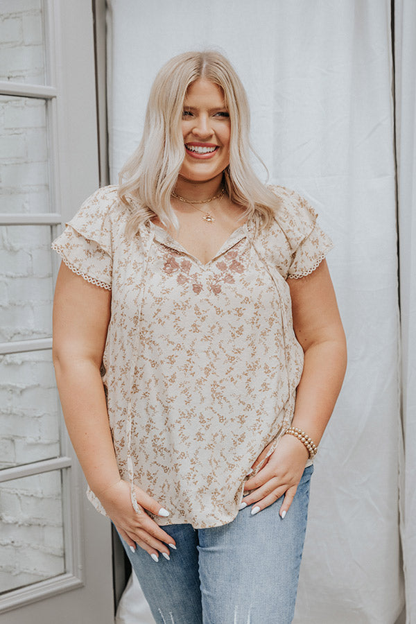 Near To Me Shift Top In Brown Curves Image - 4