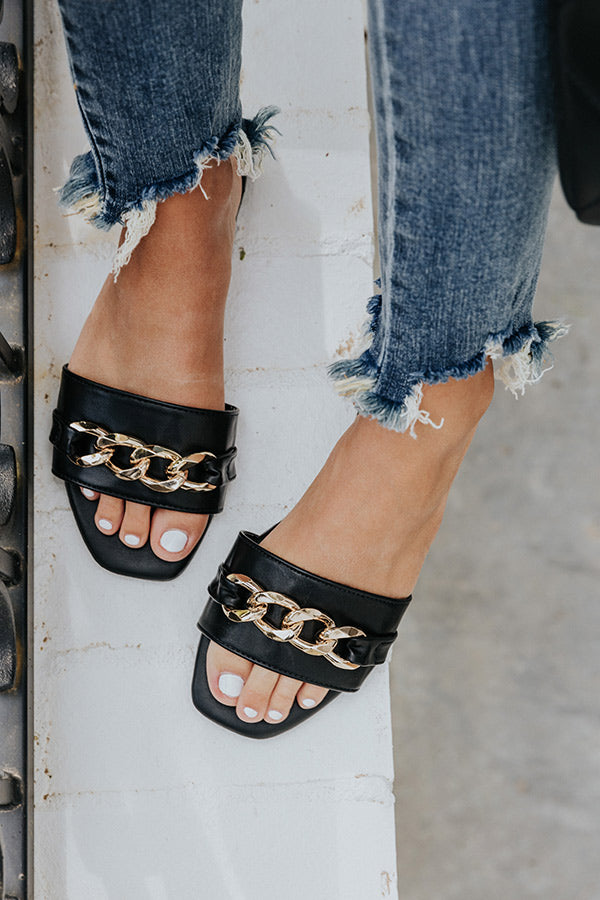 The Elyse Faux Leather Sandal In Black Image - 3