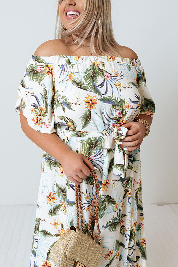 Santa Rosa Sunset Floral Maxi In Cream Curves Image - 3