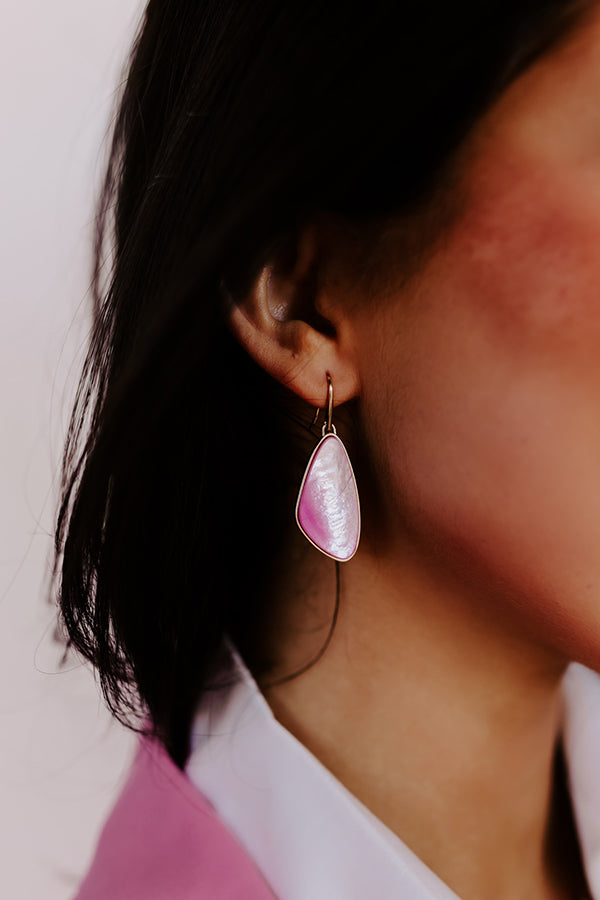 Kendra Scott Mckenna Gold Small Drop Earrings in Lilac Mother Of Pearl Image - 2