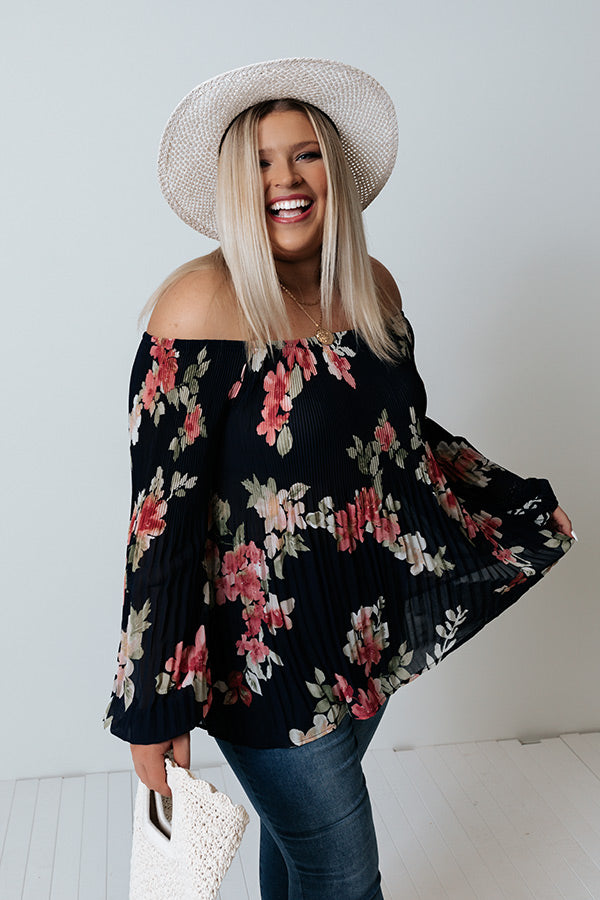 Floral Market Pleated Shift Top In Navy Curves Image - 1
