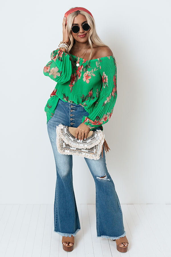 Floral Market Pleated Shift Top In Kelly Green Image - 2
