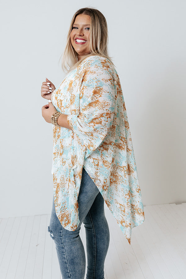 Tide Swept Overlay In Aqua Curves Image - 3