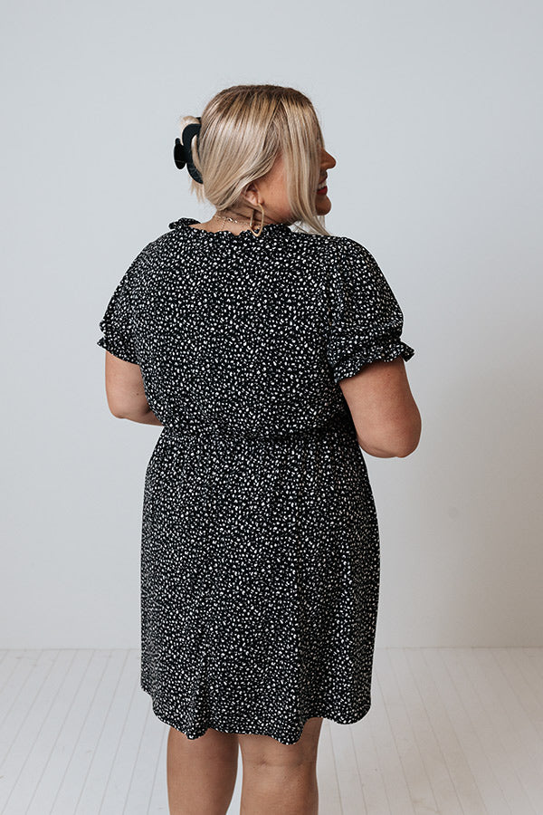 Wonderful Welcome Shift Dress   Curves Image - 4