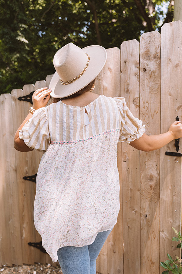 Southern Flair Floral Top In Cream   Curves Image - 4