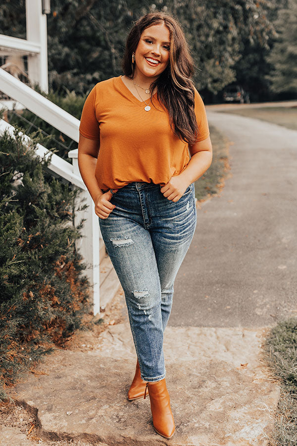 Back To My Roots Tee in Rust Curves Image - 1