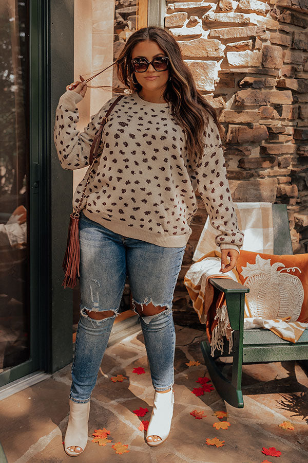 Sonoma Valley Knit Sweater Curves Image - 2