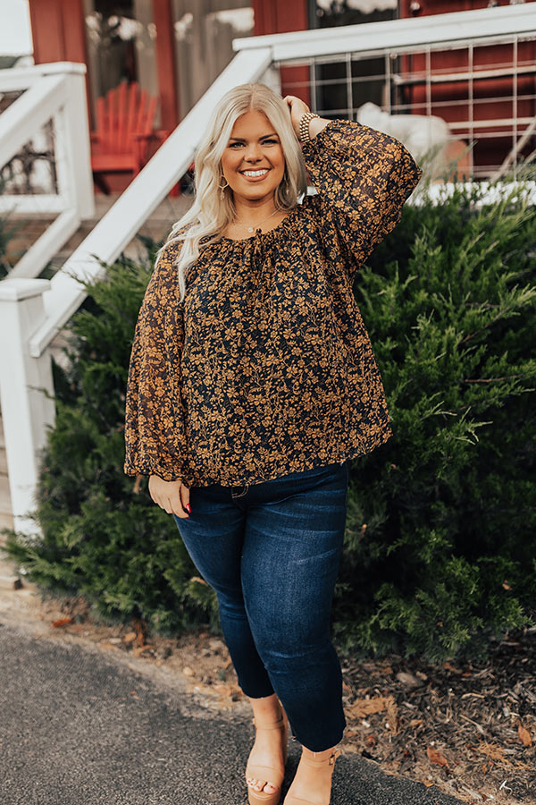 Floral Fidelity Shift Top Curves