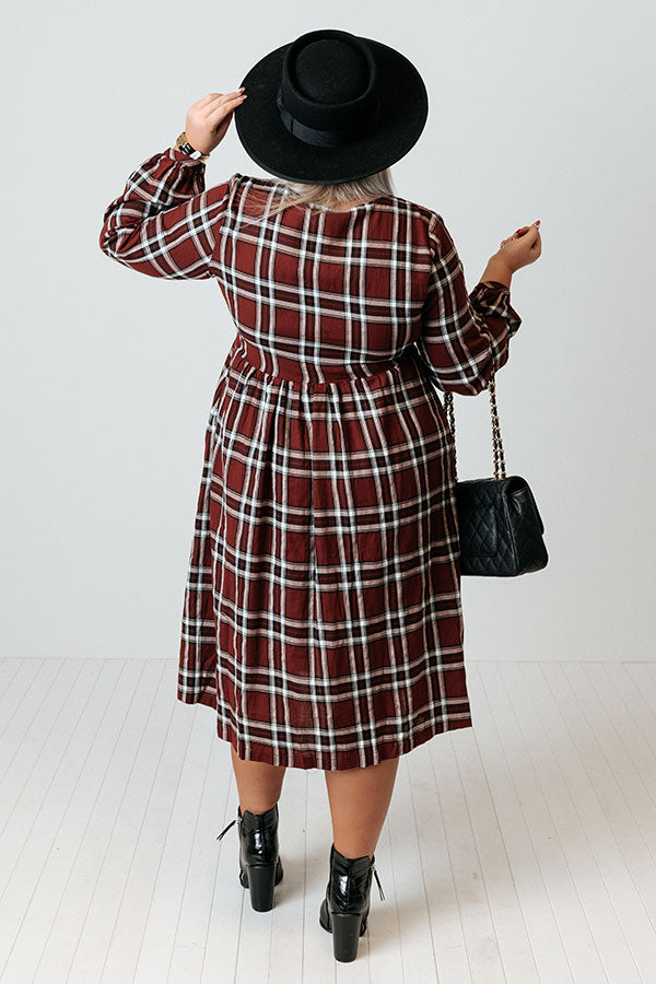 Sipping On Cider Plaid Midi Curves Image - 4