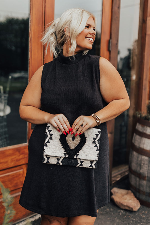 Vermont Wishes Knit Shift Dress In Black Curves Image - 2