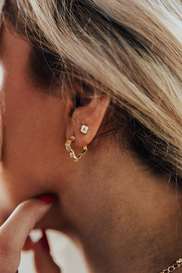 Mini Elisa Silver Abbie Huggie Earrings in Pink Mix – Kendra Scott main image 1