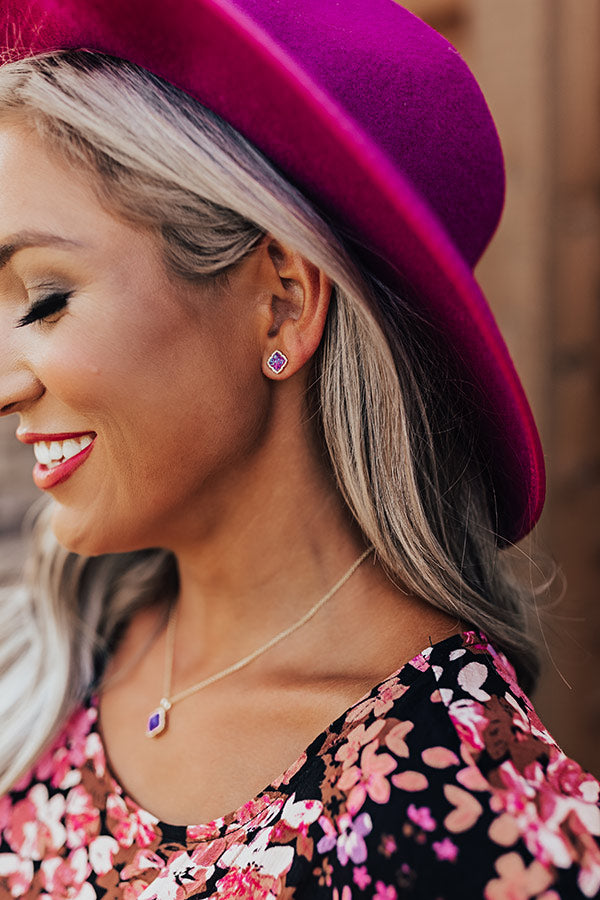 Kendra Scott Mallory Gold Stud Earrings in Plum Kyocera Opal Image - 1